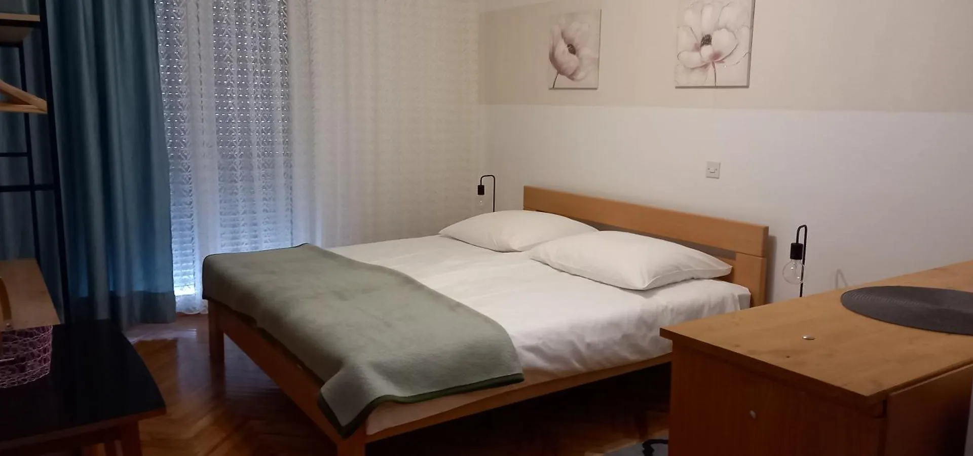 Slavica Bunic,Appartements Am Meer Supetarska Draga 0*,  Croatia